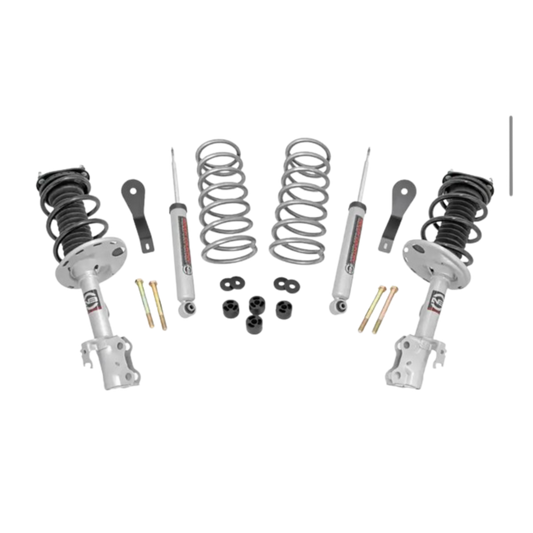 Rough Country | 2.5" Lift Kit | Loaded Struts